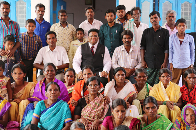 Hundreds Massed for the 2 days Mega Prayer organized by Grace Ministry at Pavagada, Tumkur. The Pavagada Prayer Meetings was a great blessing to the hundreds who gathered. 